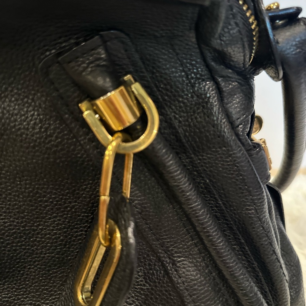 Chloe Paratay Black Elegant Black Leather Handbag - Picture 5 of 16